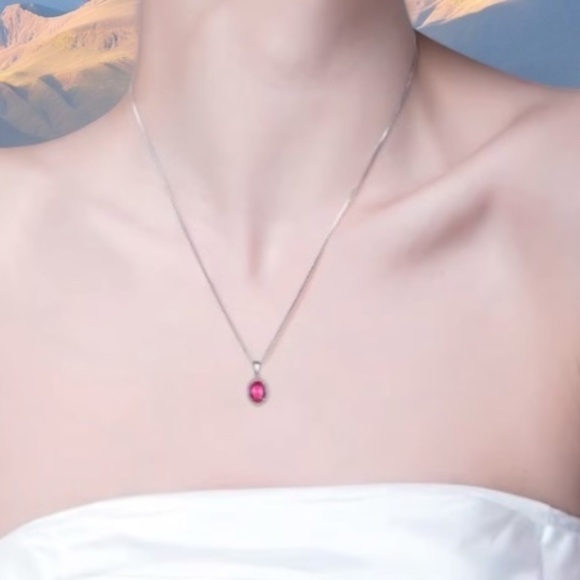 Bright Pink Sapphire Pendant Handcrafted in Sterling Silver 925 - Picture 9 of 10